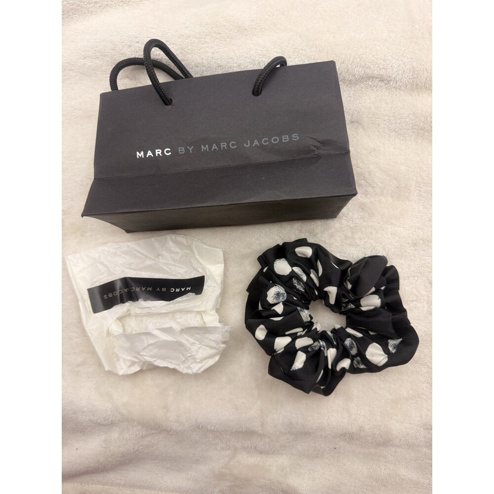 Marc Jacobs Scrunchie with gift bag Black white polka dots